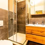 Black Mirror By Interhome *