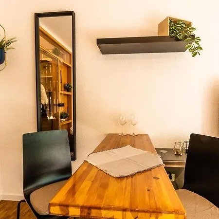 Apartamento Black Mirror By Interhome *