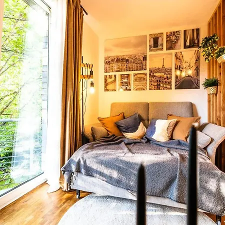 Black Mirror By Interhome *